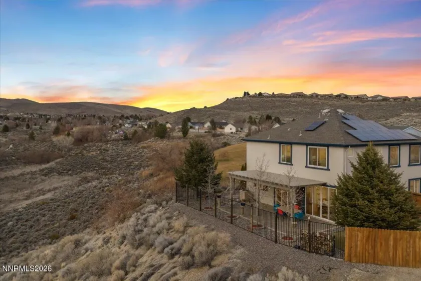 1091 Crown View, Reno, Nevada 89523, 3 Bedrooms Bedrooms, ,3 BathroomsBathrooms,Residential,Residential,Crown View,260002132