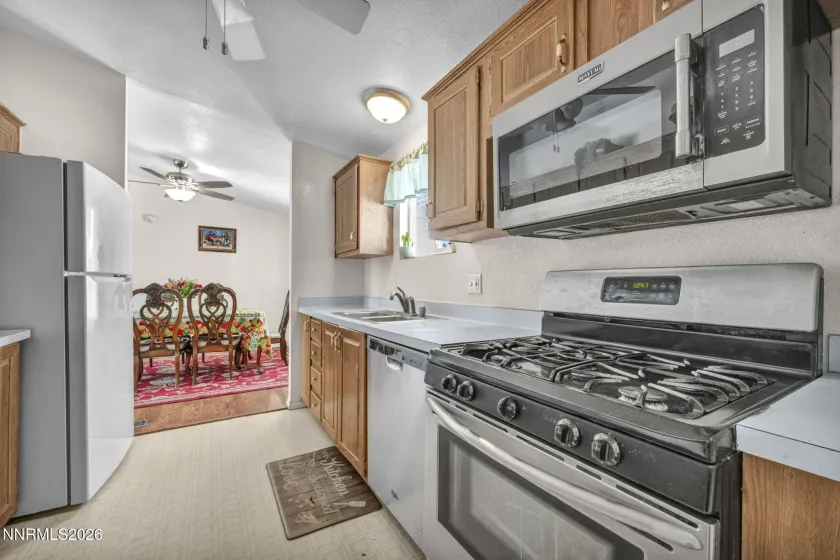 46 Jasper, Dayton, Nevada 89403, 3 Bedrooms Bedrooms, ,2 BathroomsBathrooms,Residential,Residential,Jasper,260002134