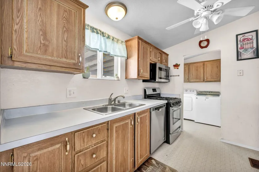 46 Jasper, Dayton, Nevada 89403, 3 Bedrooms Bedrooms, ,2 BathroomsBathrooms,Residential,Residential,Jasper,260002134