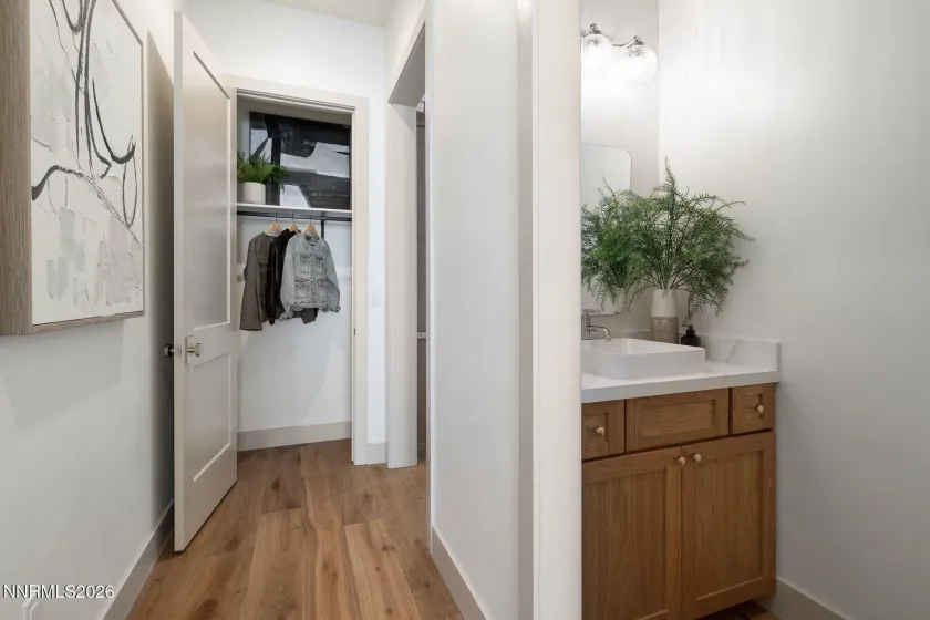 5885 Winding Ridge, Reno, Nevada 89511, 5 Bedrooms Bedrooms, ,5 BathroomsBathrooms,Residential,Residential,Winding Ridge,260002135