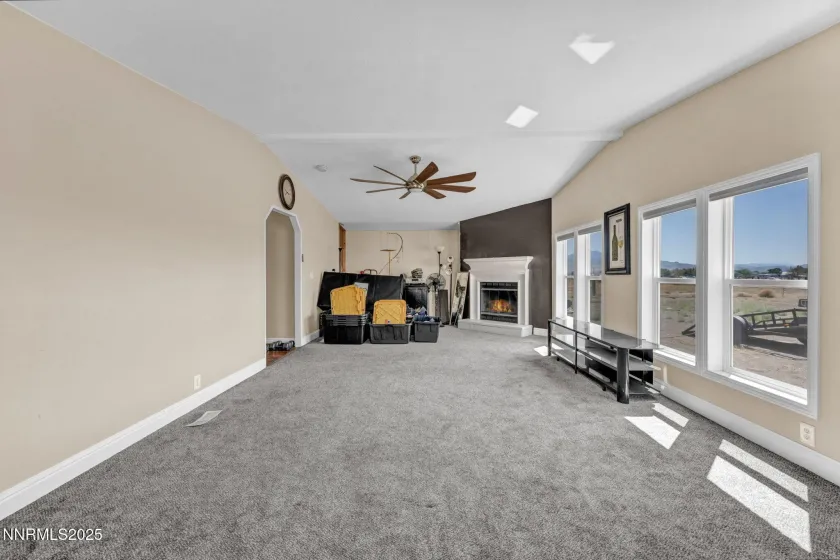 9185 Navajo, Stagecoach, Nevada 89429, 4 Bedrooms Bedrooms, ,2 BathroomsBathrooms,Residential,Residential,Navajo,250053760