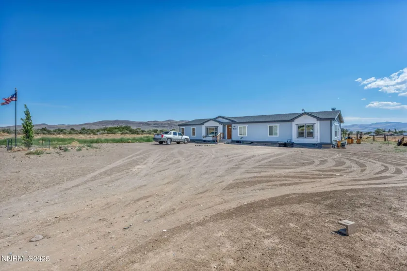 9185 Navajo, Stagecoach, Nevada 89429, 4 Bedrooms Bedrooms, ,2 BathroomsBathrooms,Residential,Residential,Navajo,250053760