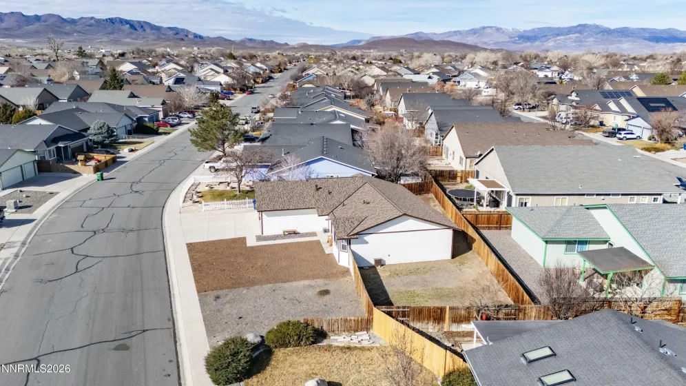 476 Jennys, Fernley, Nevada 89408, 3 Bedrooms Bedrooms, ,2 BathroomsBathrooms,Residential,Residential,Jennys,260002138