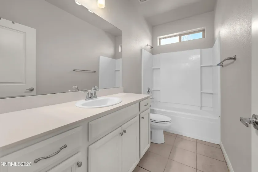 6046 Barrett, Sparks, Nevada 89436, 3 Bedrooms Bedrooms, ,3 BathroomsBathrooms,Residential,Residential,Barrett,260002158