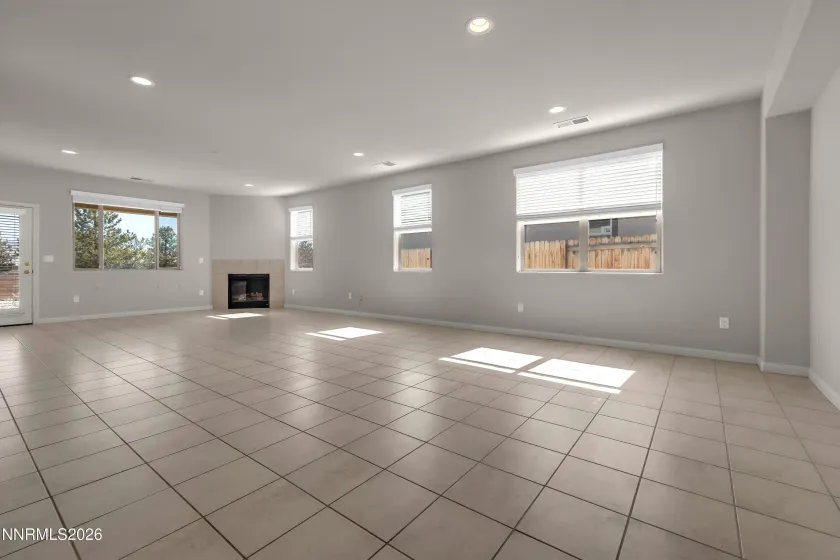 6046 Barrett, Sparks, Nevada 89436, 3 Bedrooms Bedrooms, ,3 BathroomsBathrooms,Residential,Residential,Barrett,260002158