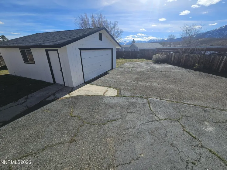 929 Loyola, Carson City, Nevada 89705, 3 Bedrooms Bedrooms, ,2 BathroomsBathrooms,Residential,Residential,Loyola,260002161
