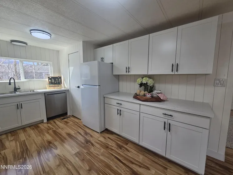 929 Loyola, Carson City, Nevada 89705, 3 Bedrooms Bedrooms, ,2 BathroomsBathrooms,Residential,Residential,Loyola,260002161