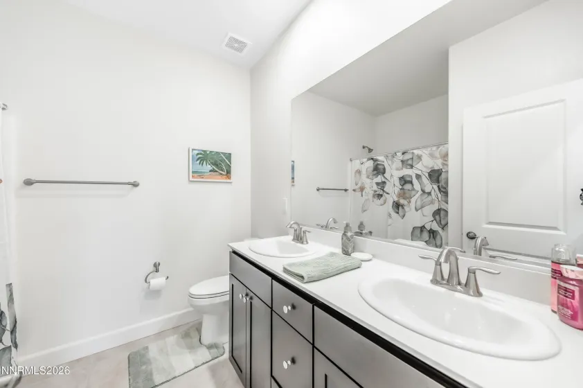 7184 Alamere Falls, Sparks, Nevada 89436, 4 Bedrooms Bedrooms, ,2 BathroomsBathrooms,Residential,Residential,Alamere Falls,260002165