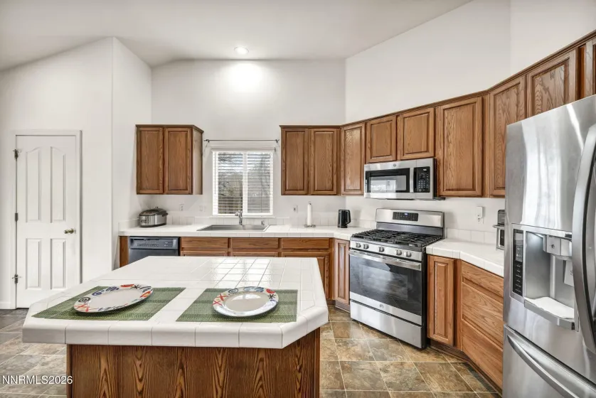 11860 Lone Desert, Reno, Nevada 89506, 3 Bedrooms Bedrooms, ,2 BathroomsBathrooms,Residential,Residential,Lone Desert,260002166