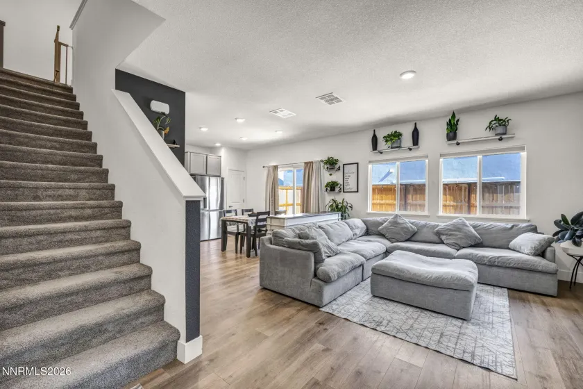 7950 Zorite, Sparks, Nevada 89436, 4 Bedrooms Bedrooms, ,3 BathroomsBathrooms,Residential,Residential,Zorite,260002167