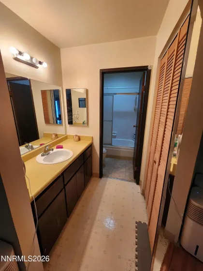 2450 Lymbery, Reno, Nevada 89509, ,1 BathroomBathrooms,Residential,Residential,Lymbery,260002178