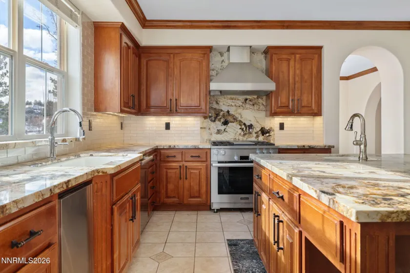 2983 Roundrock, Reno, Nevada 89511, 5 Bedrooms Bedrooms, ,5 BathroomsBathrooms,Residential,Residential,Roundrock,260002181