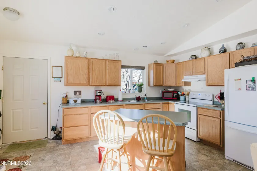 2013 Blume Ranch, Lamoille, Nevada 89828, 4 Bedrooms Bedrooms, ,3 BathroomsBathrooms,Farm & Ranch,Residential,Blume Ranch,260002182