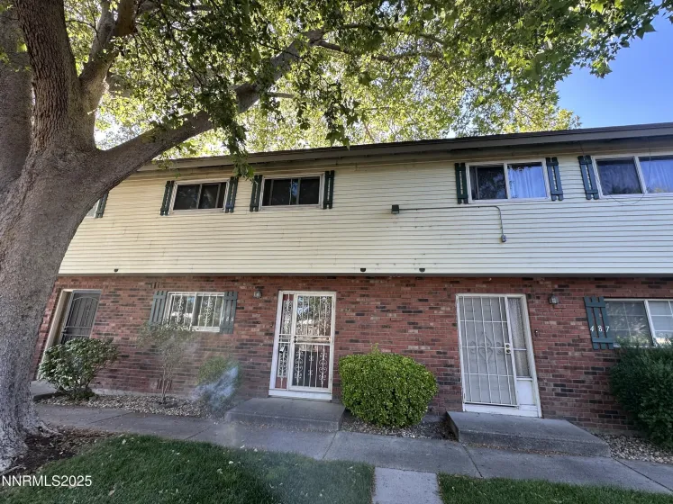 486 Smithridge, Reno, Nevada 89502, 2 Bedrooms Bedrooms, ,2 BathroomsBathrooms,Residential,Residential,Smithridge,250052502