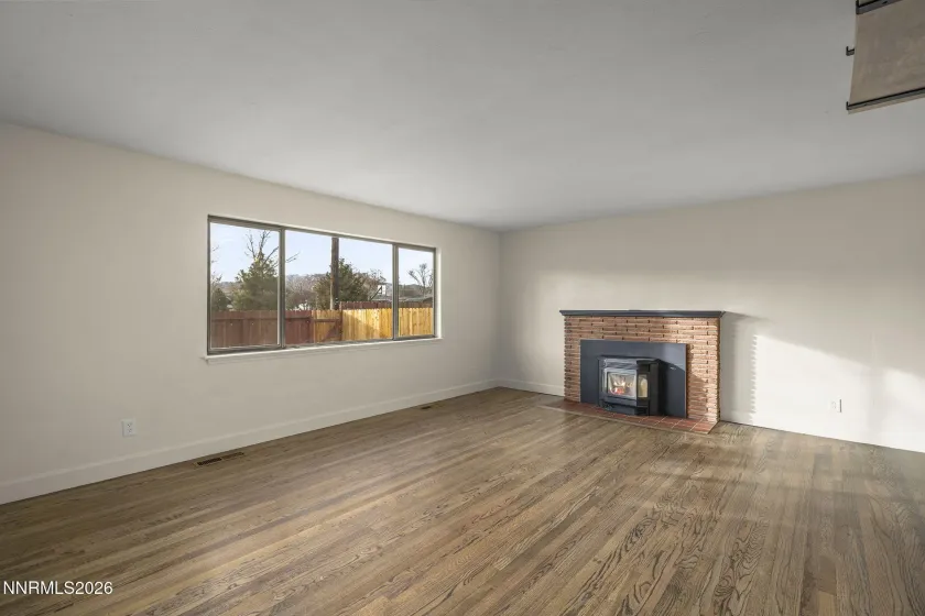 825 Cordone, Reno, Nevada 89502, 3 Bedrooms Bedrooms, ,2 BathroomsBathrooms,Residential,Residential,Cordone,260002186