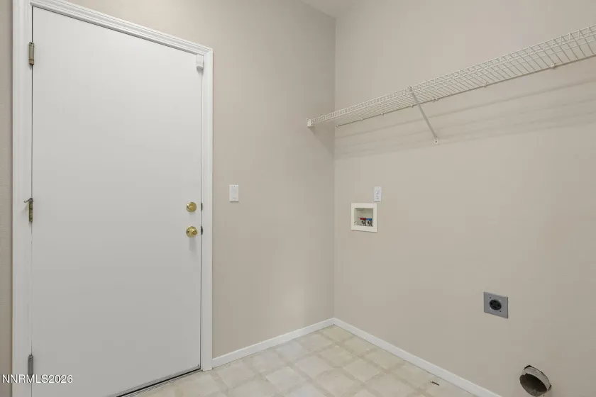 2854 Cintoia, Sparks, Nevada 89434, 4 Bedrooms Bedrooms, ,3 BathroomsBathrooms,Residential,Residential,Cintoia,260002188