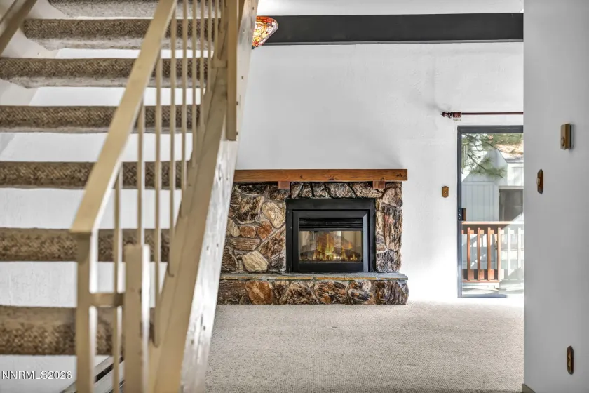 807 Alder, Incline Village, Nevada 89451, 2 Bedrooms Bedrooms, ,2 BathroomsBathrooms,Residential,Residential,Alder,260002189