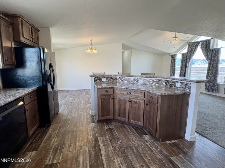 1415 Van Diest, Winnemucca, Nevada 89445, 4 Bedrooms Bedrooms, ,2 BathroomsBathrooms,Residential,Residential,Van Diest,260002194