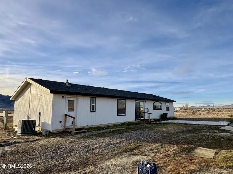 1415 Van Diest, Winnemucca, Nevada 89445, 4 Bedrooms Bedrooms, ,2 BathroomsBathrooms,Residential,Residential,Van Diest,260002194