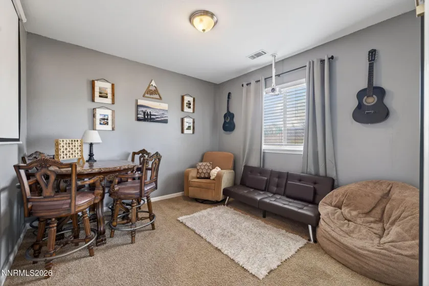 1516 Lasso, Gardnerville, Nevada 89410, 5 Bedrooms Bedrooms, ,4 BathroomsBathrooms,Residential,Residential,Lasso,260002200