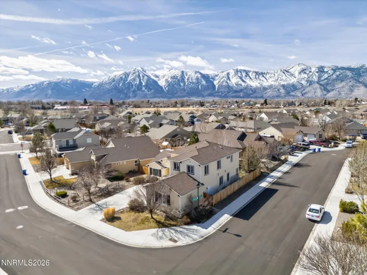 1516 Lasso, Gardnerville, Nevada 89410, 5 Bedrooms Bedrooms, ,4 BathroomsBathrooms,Residential,Residential,Lasso,260002200