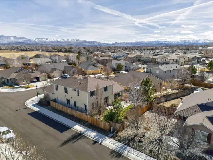 1516 Lasso, Gardnerville, Nevada 89410, 5 Bedrooms Bedrooms, ,4 BathroomsBathrooms,Residential,Residential,Lasso,260002200