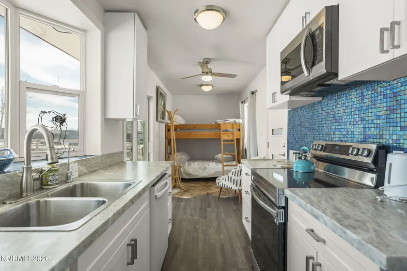 2801 Tamara, Minden, Nevada 89423, 9 Bedrooms Bedrooms, ,8 BathroomsBathrooms,Residential,Residential,Tamara,260002207