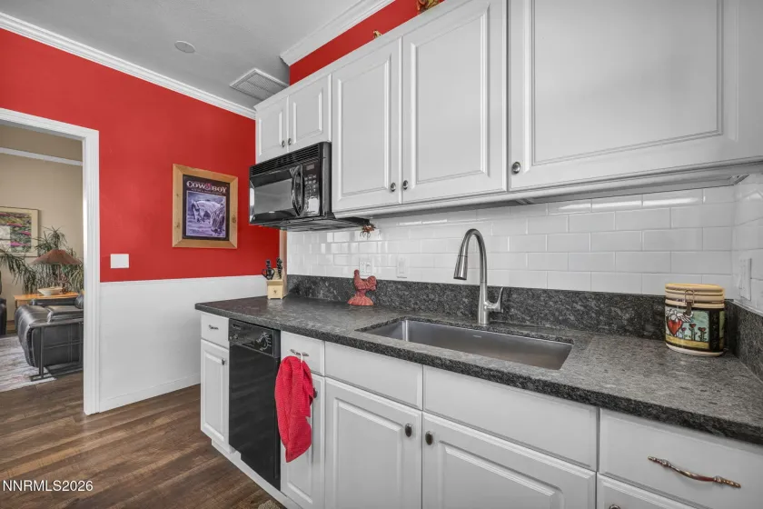 466 Horsethief, Markleeville, California 96120, 1 Bedroom Bedrooms, ,1 BathroomBathrooms,Residential,Residential,Horsethief,260002212