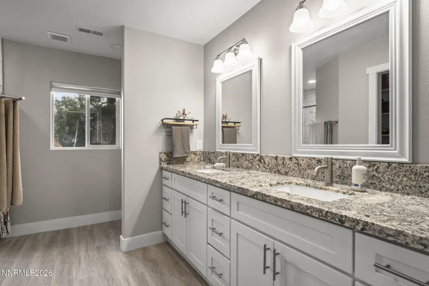 150 Mayberry, Reno, Nevada 89509, 3 Bedrooms Bedrooms, ,3 BathroomsBathrooms,Residential,Residential,Mayberry,260002214