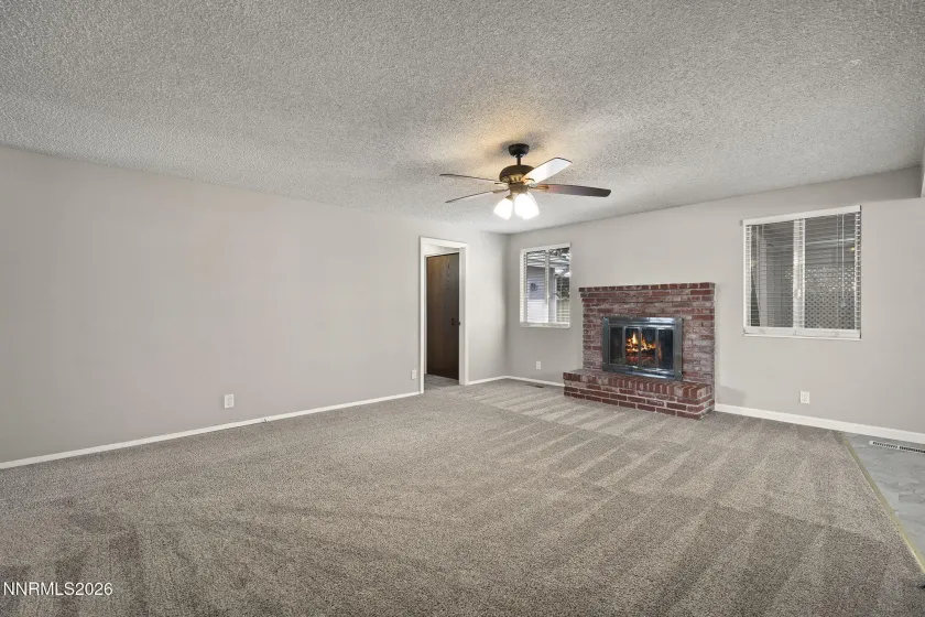 3273 Truckee, Sparks, Nevada 89431, 3 Bedrooms Bedrooms, ,2 BathroomsBathrooms,Residential,Residential,Truckee,260002216