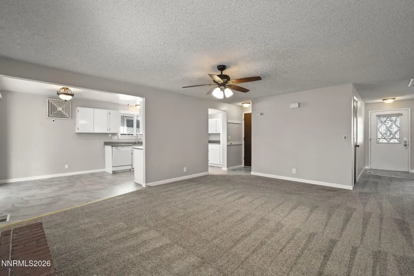 3273 Truckee, Sparks, Nevada 89431, 3 Bedrooms Bedrooms, ,2 BathroomsBathrooms,Residential,Residential,Truckee,260002216