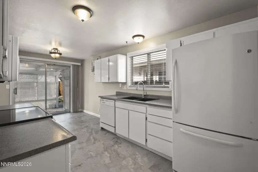 3273 Truckee, Sparks, Nevada 89431, 3 Bedrooms Bedrooms, ,2 BathroomsBathrooms,Residential,Residential,Truckee,260002216