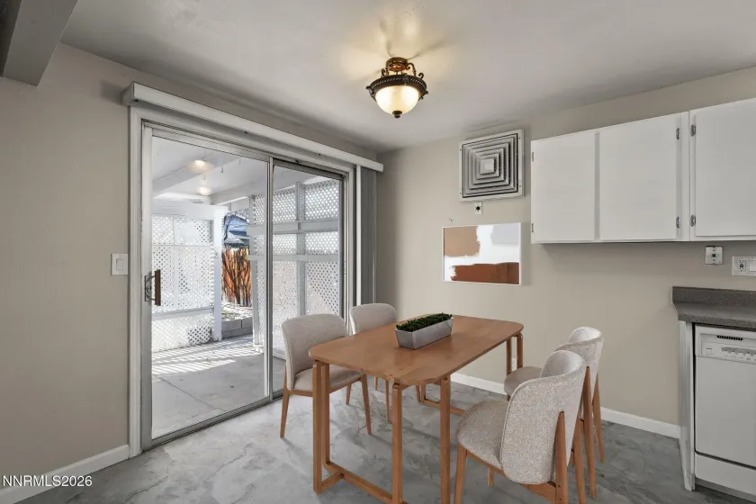 3273 Truckee, Sparks, Nevada 89431, 3 Bedrooms Bedrooms, ,2 BathroomsBathrooms,Residential,Residential,Truckee,260002216