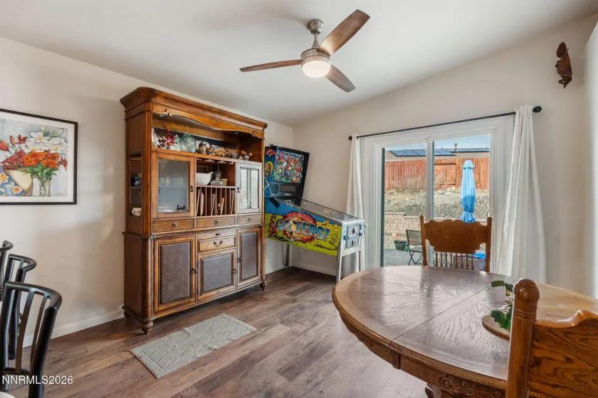 7257 Raphael, Sun Valley, Nevada 89433, 3 Bedrooms Bedrooms, ,2 BathroomsBathrooms,Residential,Residential,Raphael,260002220