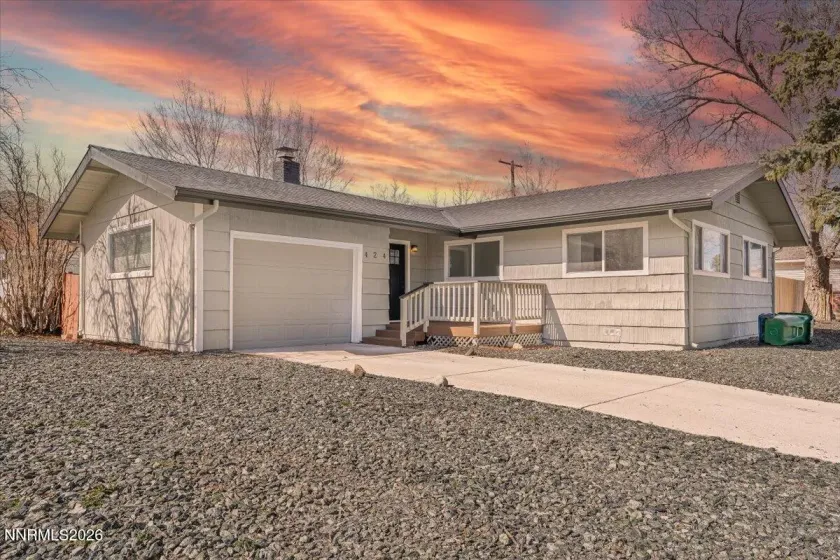 424 Richmond, Carson City, Nevada 89703, 4 Bedrooms Bedrooms, ,2 BathroomsBathrooms,Residential,Residential,Richmond,260002231