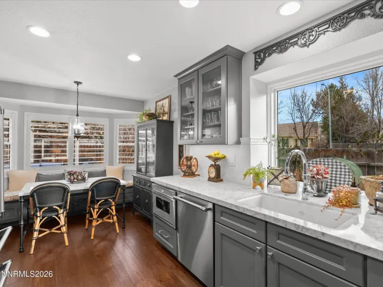 1164 Mayflower, Reno, Nevada 89509, 3 Bedrooms Bedrooms, ,2 BathroomsBathrooms,Residential,Residential,Mayflower,260002236