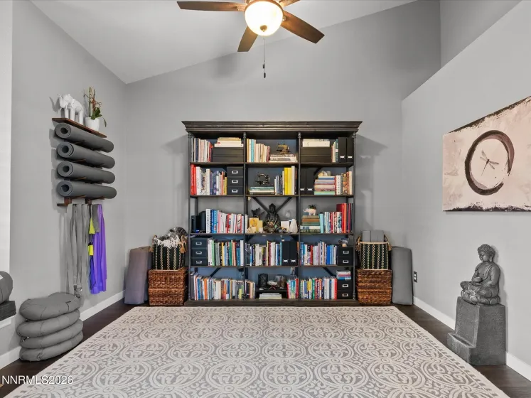 1164 Mayflower, Reno, Nevada 89509, 3 Bedrooms Bedrooms, ,2 BathroomsBathrooms,Residential,Residential,Mayflower,260002236