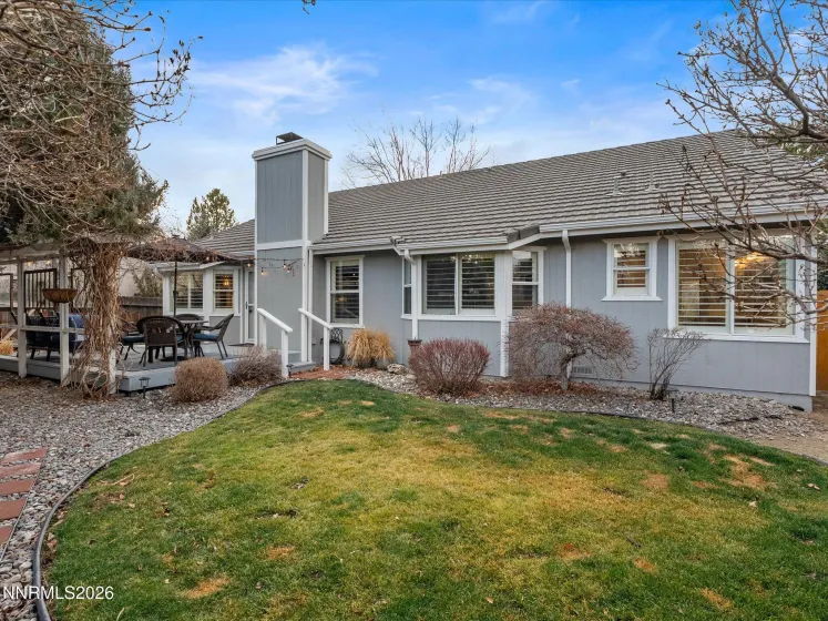 1164 Mayflower, Reno, Nevada 89509, 3 Bedrooms Bedrooms, ,2 BathroomsBathrooms,Residential,Residential,Mayflower,260002236