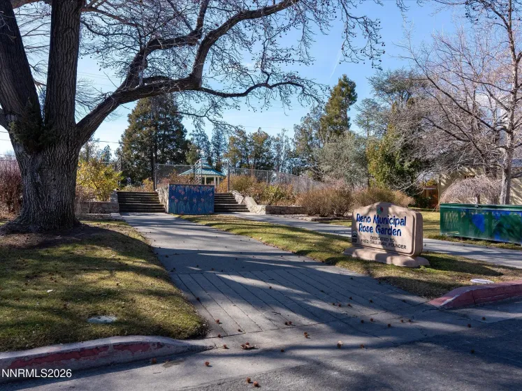 1164 Mayflower, Reno, Nevada 89509, 3 Bedrooms Bedrooms, ,2 BathroomsBathrooms,Residential,Residential,Mayflower,260002236