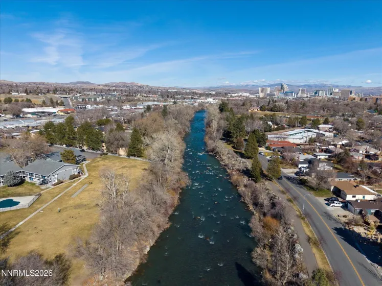 1164 Mayflower, Reno, Nevada 89509, 3 Bedrooms Bedrooms, ,2 BathroomsBathrooms,Residential,Residential,Mayflower,260002236