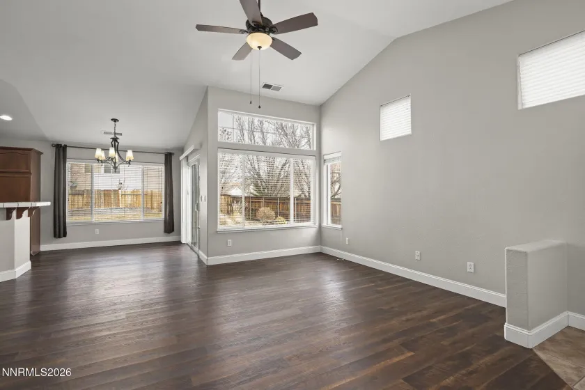 1761 River Gorge, Reno, Nevada 89521, 3 Bedrooms Bedrooms, ,2 BathroomsBathrooms,Residential,Residential,River Gorge,260002241