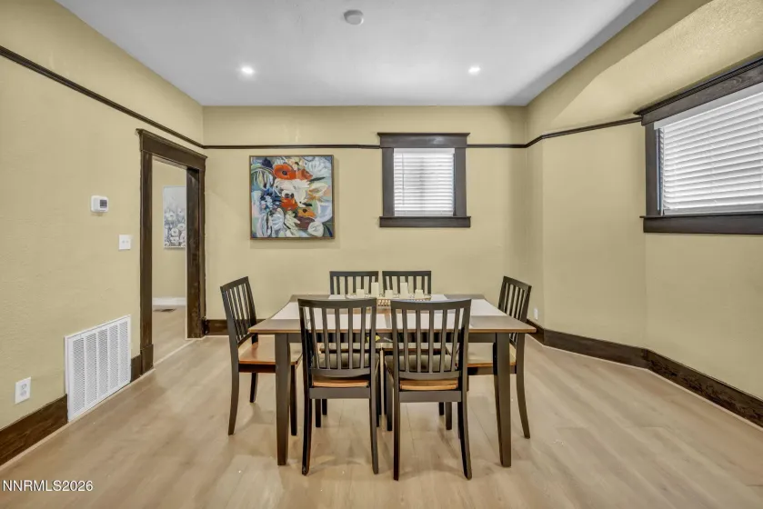 33 8th, Reno, Nevada 89503, 3 Bedrooms Bedrooms, ,2 BathroomsBathrooms,Residential Lease,Manufactured,8th,260002245