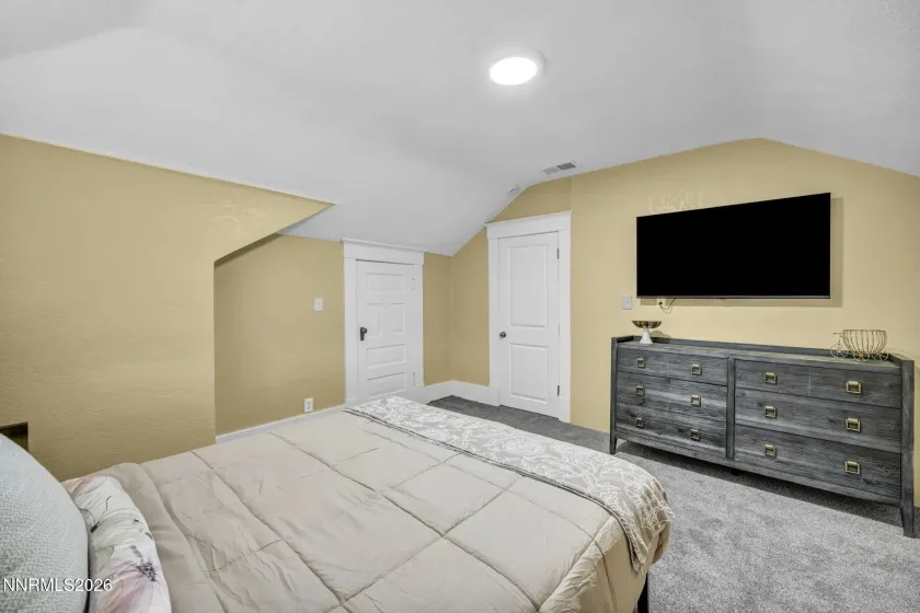 33 8th, Reno, Nevada 89503, 3 Bedrooms Bedrooms, ,2 BathroomsBathrooms,Residential Lease,Manufactured,8th,260002245