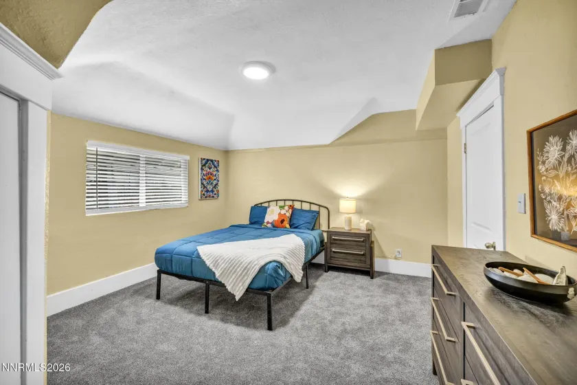 33 8th, Reno, Nevada 89503, 3 Bedrooms Bedrooms, ,2 BathroomsBathrooms,Residential Lease,Manufactured,8th,260002245