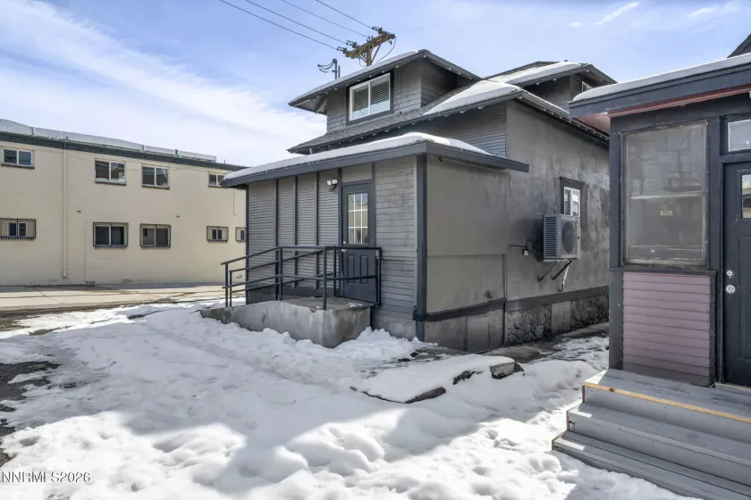 33 8th, Reno, Nevada 89503, 3 Bedrooms Bedrooms, ,2 BathroomsBathrooms,Residential Lease,Manufactured,8th,260002245