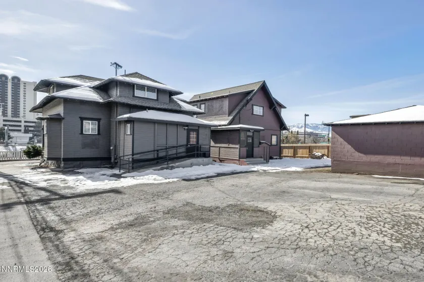 33 8th, Reno, Nevada 89503, 3 Bedrooms Bedrooms, ,2 BathroomsBathrooms,Residential Lease,Manufactured,8th,260002245