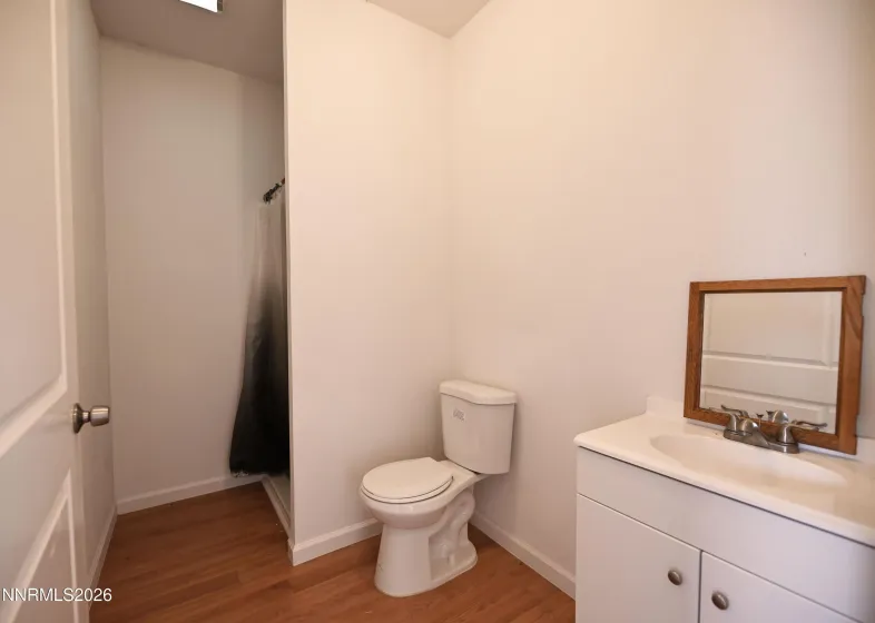 690 J, Hawthorne, Nevada 89415, 18 Bedrooms Bedrooms, ,8 BathroomsBathrooms,Residential,Residential,J,260002244