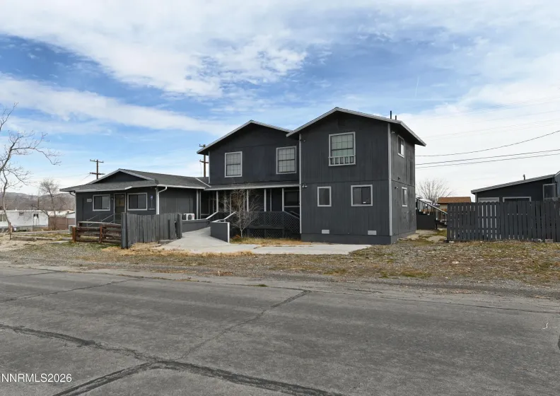 690 J, Hawthorne, Nevada 89415, 18 Bedrooms Bedrooms, ,8 BathroomsBathrooms,Residential,Residential,J,260002244