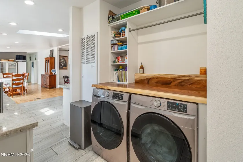 73 Rainbow, Dayton, Nevada 89403, 4 Bedrooms Bedrooms, ,2 BathroomsBathrooms,Residential,Residential,Rainbow,260002246