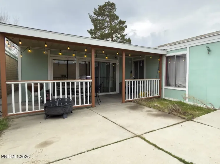 6 Castle, Carson City, Nevada 89706, 3 Bedrooms Bedrooms, ,2 BathroomsBathrooms,Residential,Residential,Castle,260002233